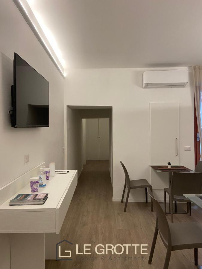 Affittacamere Le Grotte - Le Grotte Rooms & Apartments Camerano Dış mekan fotoğraf