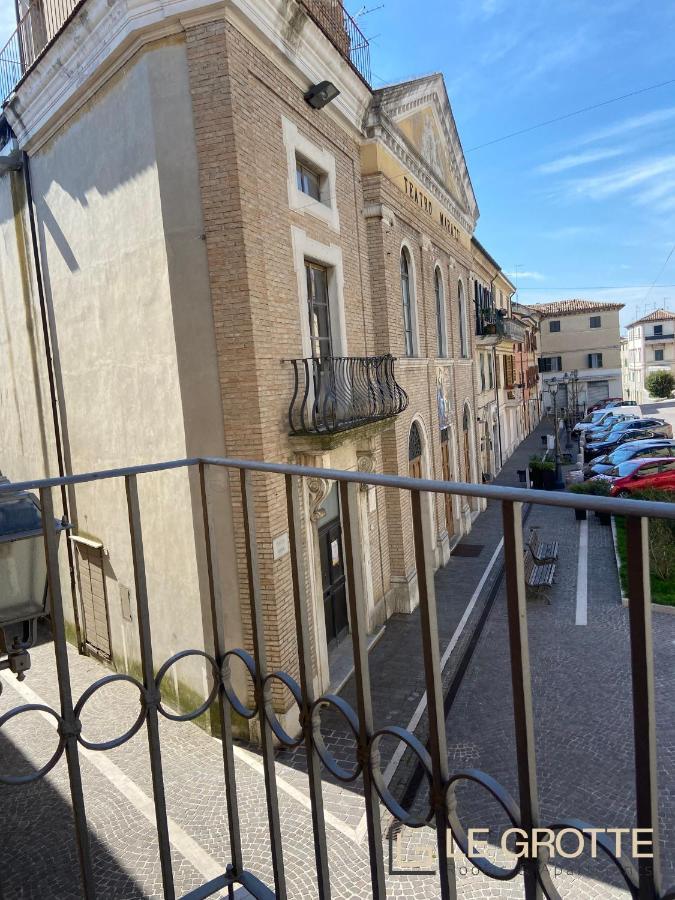 Affittacamere Le Grotte - Le Grotte Rooms & Apartments Camerano Dış mekan fotoğraf